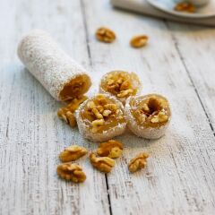 WALNUT-FILLED CUT TURKISH DELIGHT